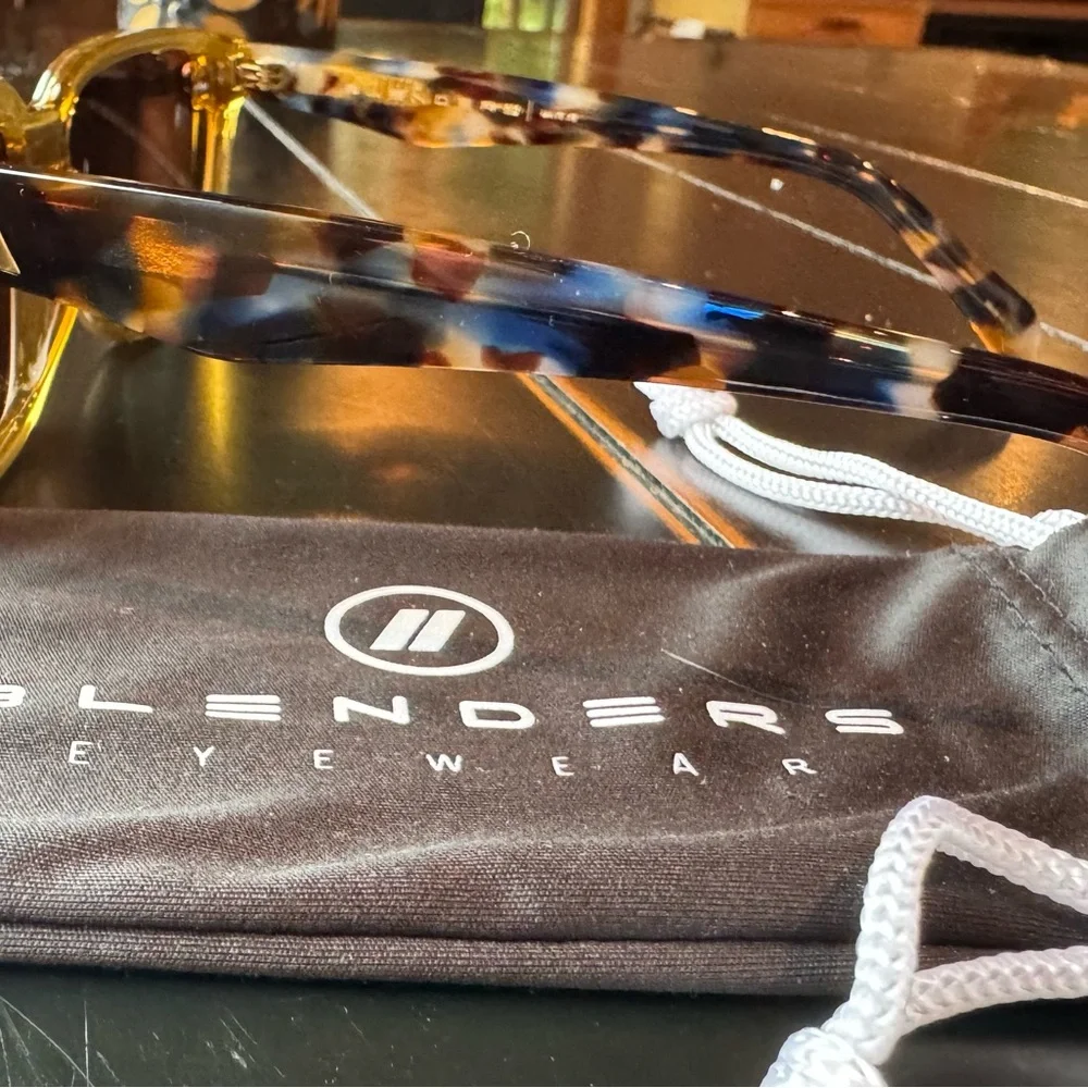 Blenders Mave X2 Polarized sunglasses - NEW - Picture 6 of 10